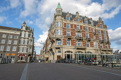 City scenic from amsterdam at the oude turfmarkt in the netherlands