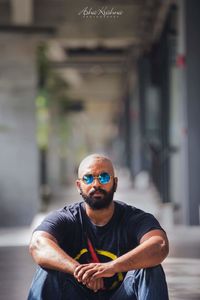 Portrait of young man wearing sunglasses