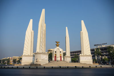 Low angle view of monument against clear sky