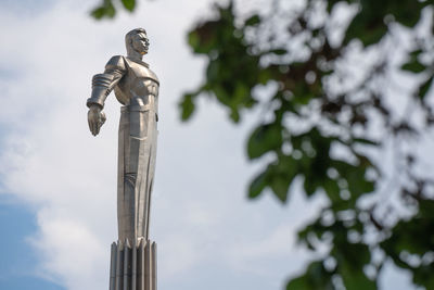 Monument  to yuri gagarin