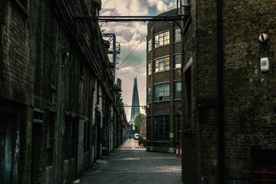 Narrow alley in city