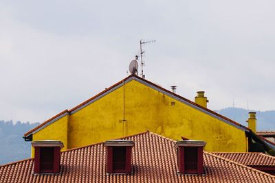 Television antenna on the roof