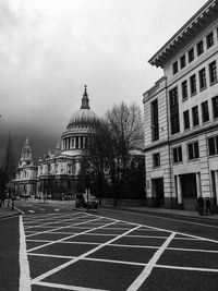 Buildings in city