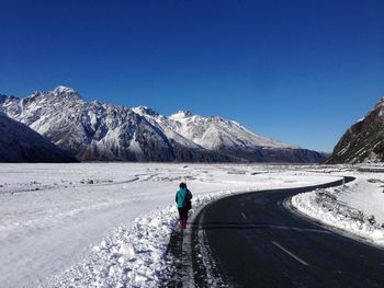 Only go straight. be part of the history to adjust the copyright white snow jackets to mount cook. 