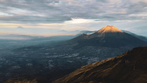 Sindoro mount