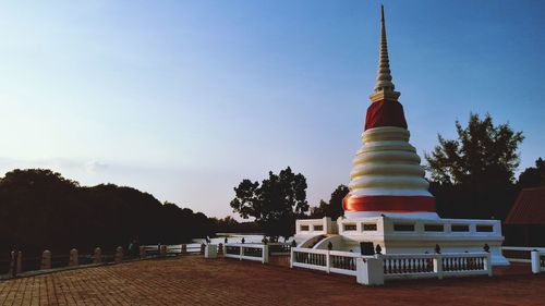 View of temple building against sky