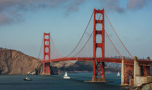 Golden gate bridge over bay of water 