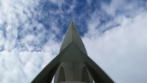 Low angle view of cloudy sky