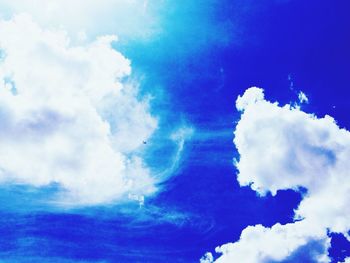 Low angle view of cloudy sky