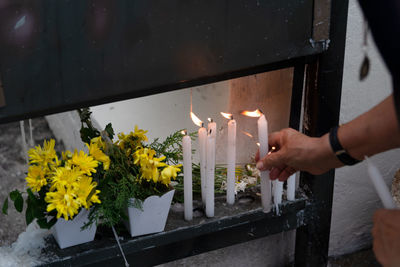 People pay tribute to the dead at the campo santo cemetery in the city of salvador, bahia.