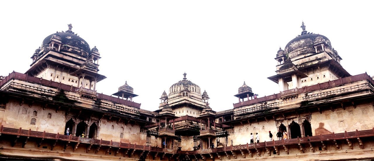 LOW ANGLE VIEW OF A BUILDING