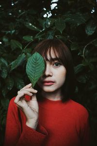 Close-up portrait of young woman