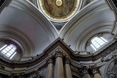 Low angle view of ceiling