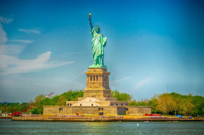 Statue of liberty against sky