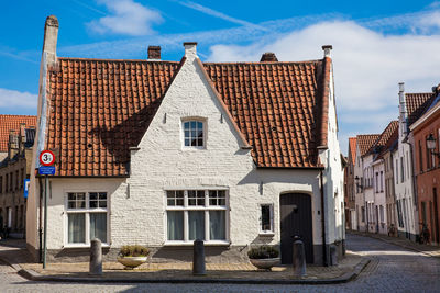  houses representative of the traditional arquitecture of the historical bruges town