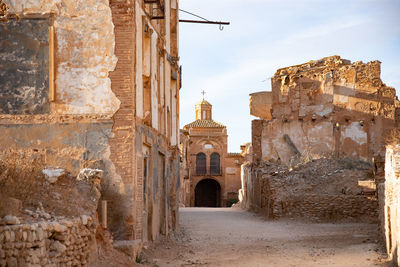 Old ruins against sky