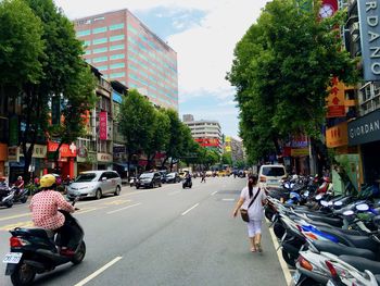 Traffic on city street