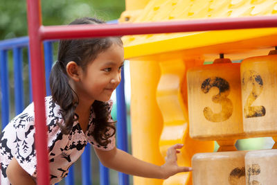 Portrait of cute girl smiling