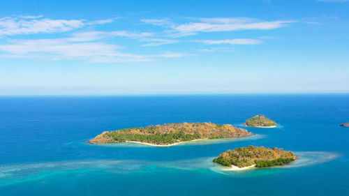 Tropical islands with beaches. sallangan islands, simoadang island. mindanao, philippines.