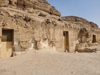 Old ruin building against sky