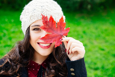 Portrait of a smiling young woman