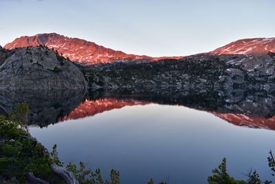 Seneca lake in the wind river range, rocky mountains, wyoming titcomb basin elkhart park trailhead 