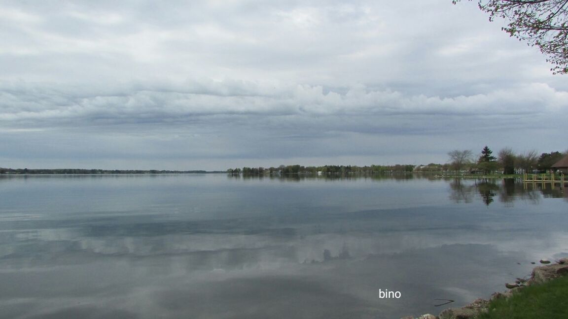 water, reflection, tranquility, nature, sky, tranquil scene, scenics, outdoors, no people, beauty in nature, cloud - sky, lake, day, tree