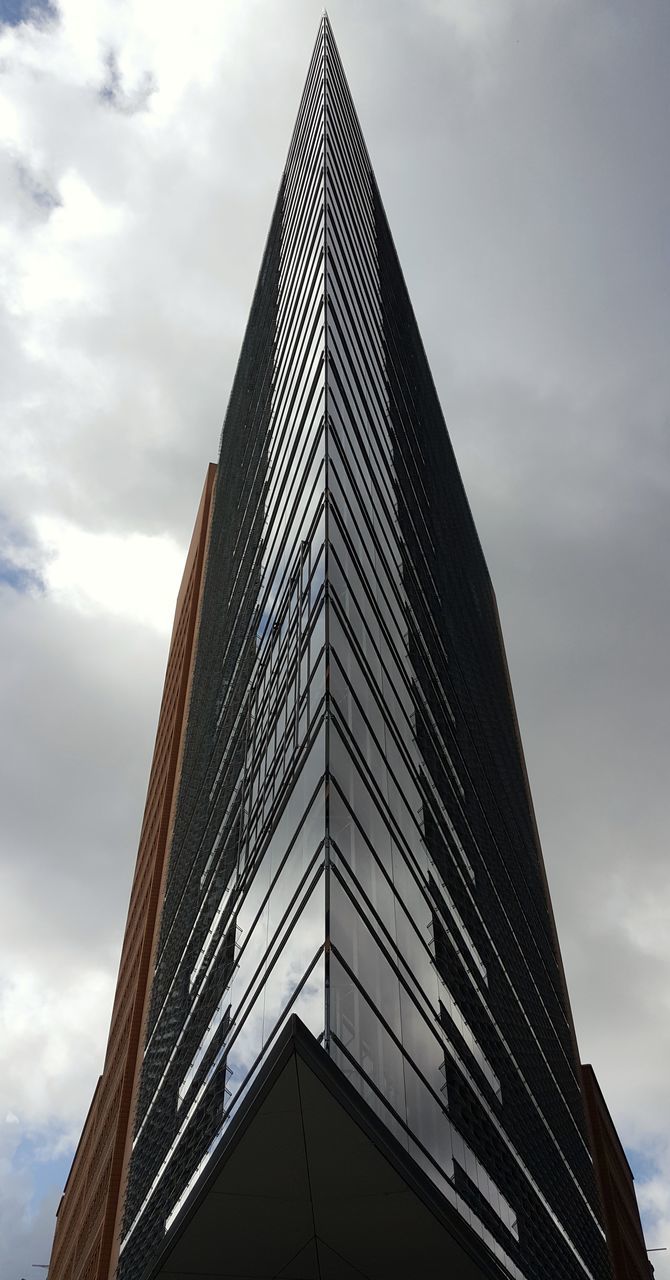 LOW ANGLE VIEW OF OFFICE BUILDING