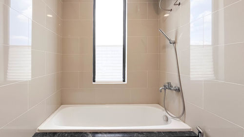 bathtub