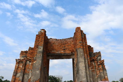 Old ruin building against cloudy sky