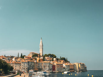 Buildings in city