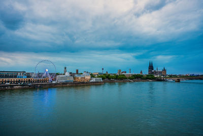 Panoramic view of cologne cathedral from deutz bridge, germany.