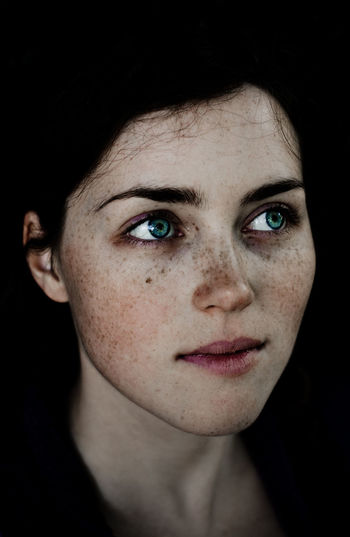 CLOSE-UP PORTRAIT OF WOMAN WITH HAIR