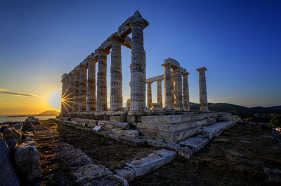 Old ruin building against sky