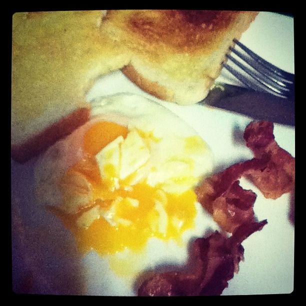 Bitinmuch😢☕🍴🍞🍳