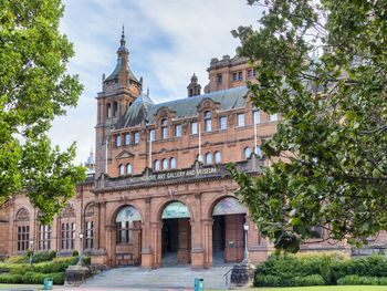 Kelvingrove museum, glasgow, scotland, in the morning