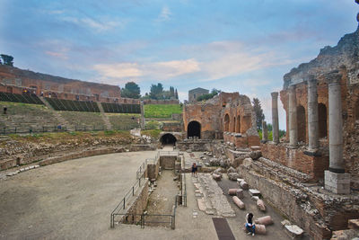 Panoramic view of old ruins against sky