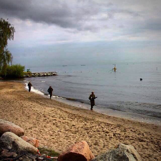 beach, water, sky, sea, sand, shore, cloud - sky, men, lifestyles, leisure activity, cloudy, scenics, tranquil scene, tranquility, beauty in nature, nature, vacations, horizon over water, cloud