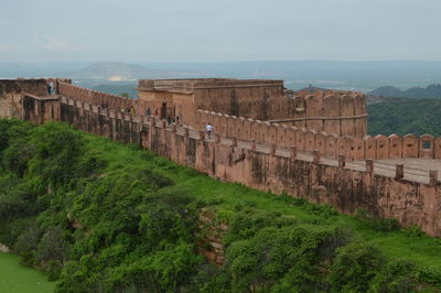 A view of jaigarh fort wall