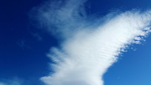 Low angle view of cloudy sky