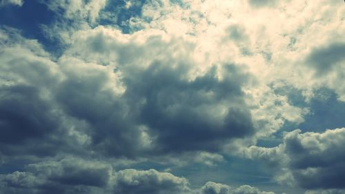 Low angle view of cloudy sky