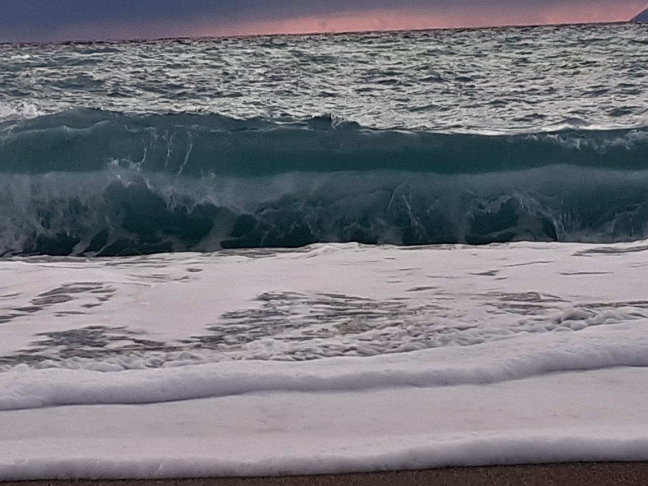 SCENIC VIEW OF BEACH