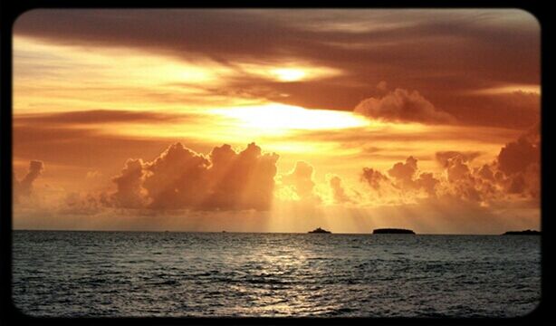 sunset, sea, water, transfer print, scenics, beauty in nature, sky, horizon over water, orange color, tranquil scene, sun, tranquility, auto post production filter, waterfront, idyllic, nature, cloud - sky, cloud, rippled, sunlight