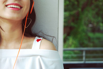 Close-up of a smiling young woman