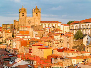 Aerial view of buildings in city