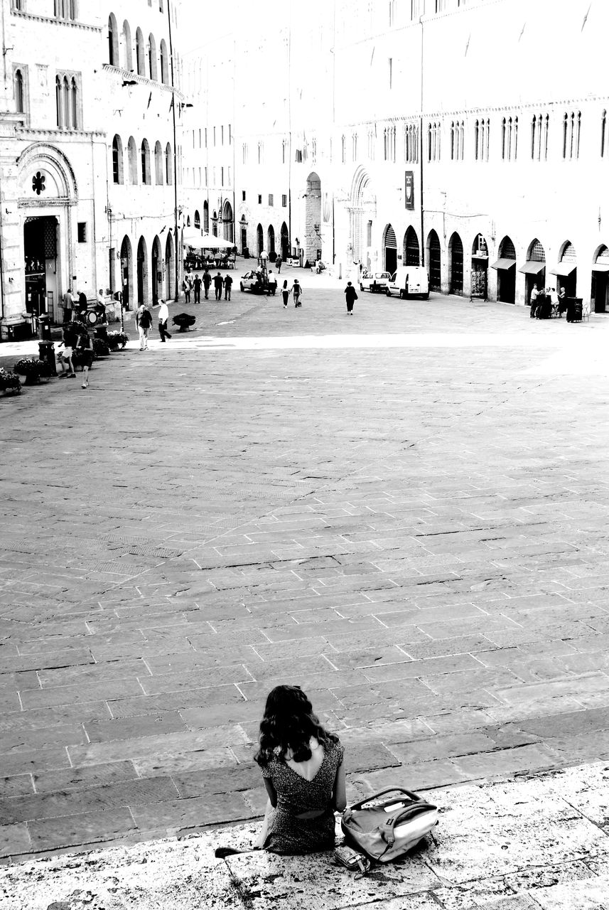 Lonely - - - Street Photography Bkackandwhite Puntidivista Blackandwhite Photography Black & White Black And White Street