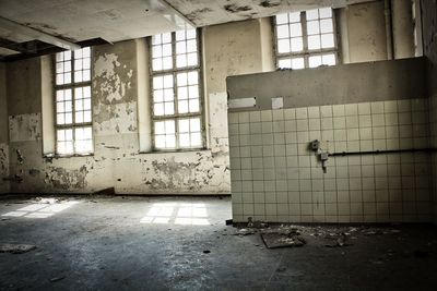 Abandoned building