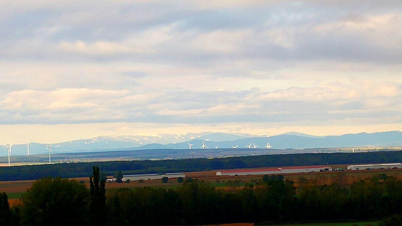 DISTANT VIEW OF SUSPENSION BRIDGE