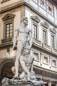 Hercules and cacus statue at piazza della signoria