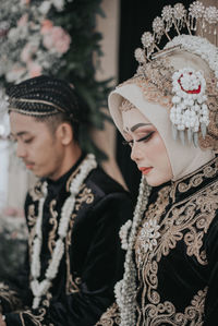 Javanese wedding customs originating from indonesia